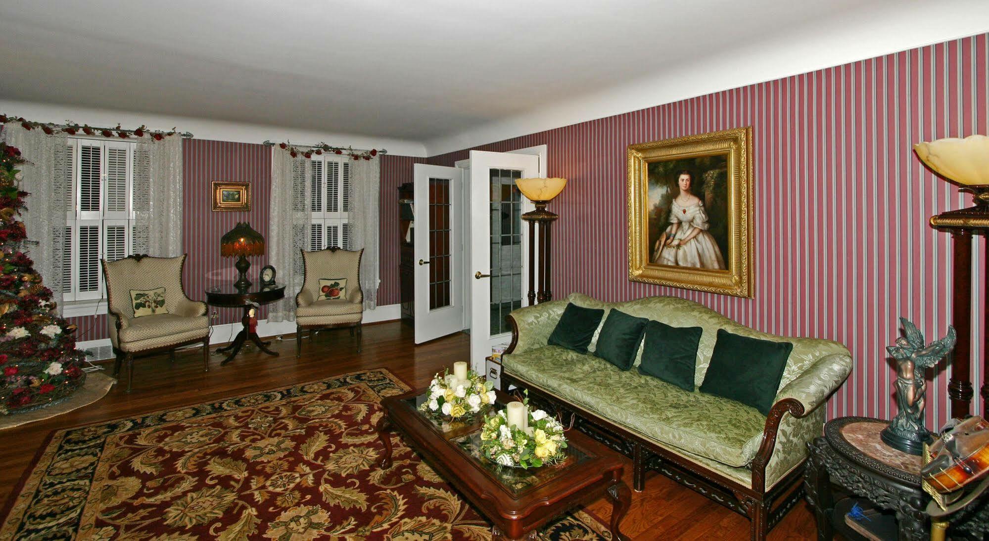 מלון אובורן הילס Cobblestone Manor מראה פנימי תמונה